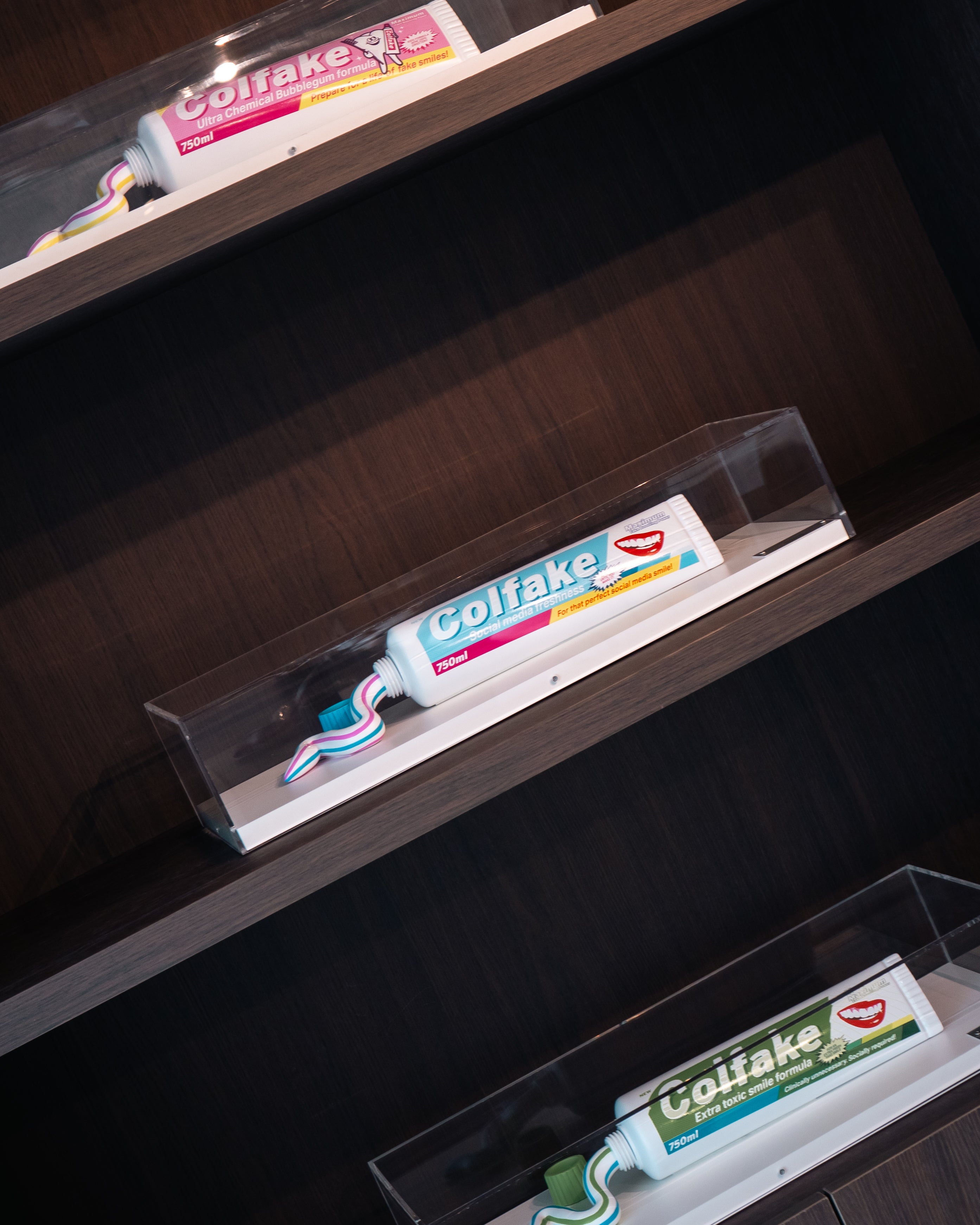Colfake — Extra Toxic Smile Formula